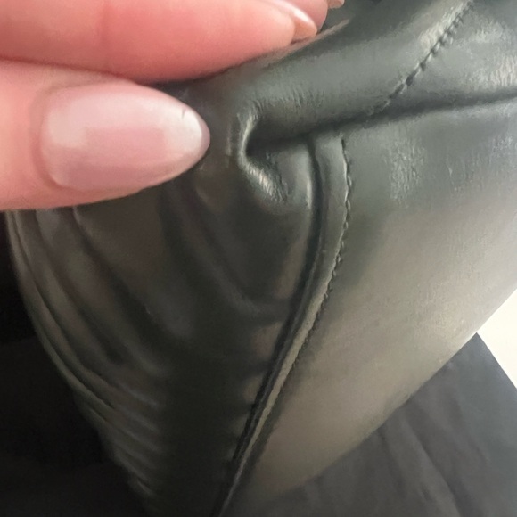 Saint Laurent Green and Gold Quilted Shoulder Bag - Picture 10 of 12